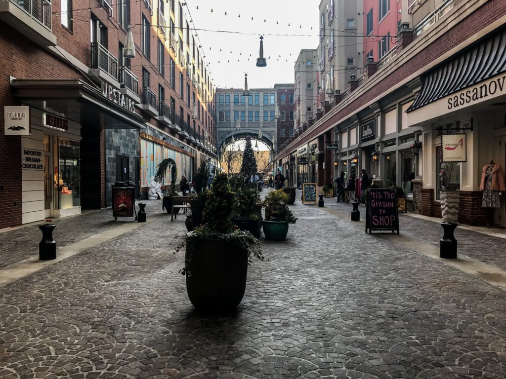 Renovation or New Remodeling: What’s best for you?